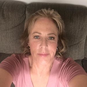 Meet your Posher, Cynthia